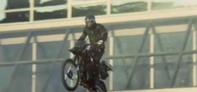 柯受良|50岁遗憾离世的柯受良，答应帮他养孩子的刘德华，如今做到了吗