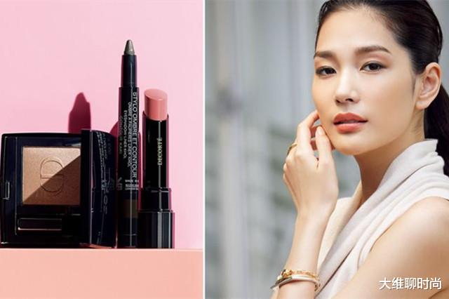 化妆 国庆如何来化妆？大咖教你从基础妆到眉妆，始终保持容光焕发