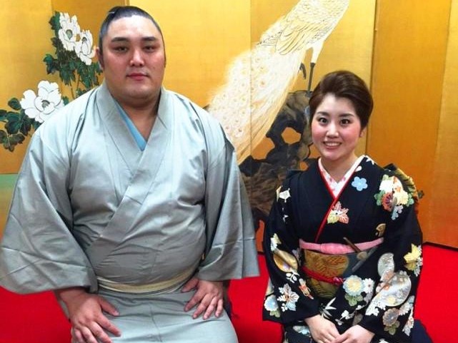 相声演员|为什么日本女明星都愿意嫁给相扑手？