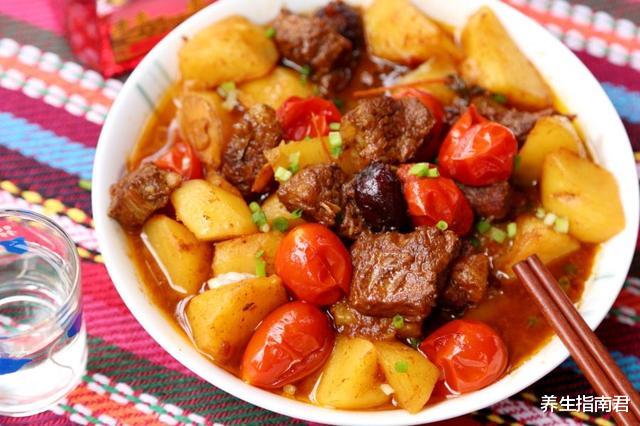养生指南君|天天吃肉的人，和从不吃肉的人相比，哪种对身体危害更大