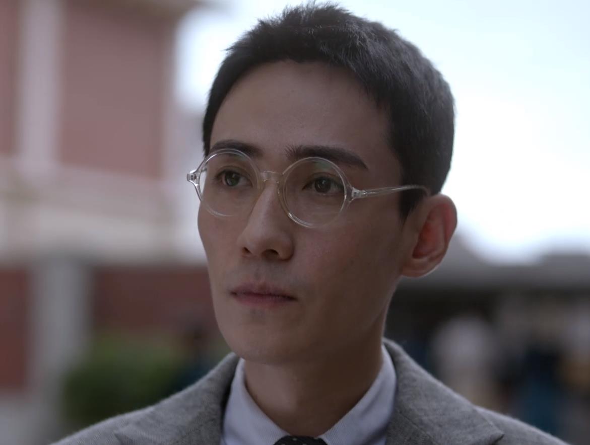 林楠笙|《叛逆者》顾慎言结局：刀尖上跳舞24年，终为保林楠笙，放弃自我