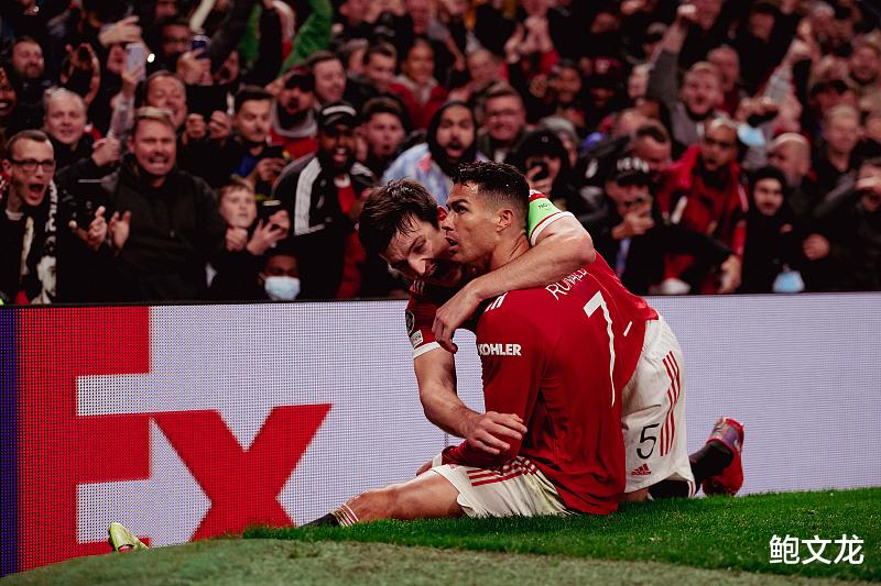 曼聯(lián)|歐冠大逆轉(zhuǎn)曼聯(lián)帥位暫穩(wěn) 周末雙紅會(huì)將是終極考驗(yàn)