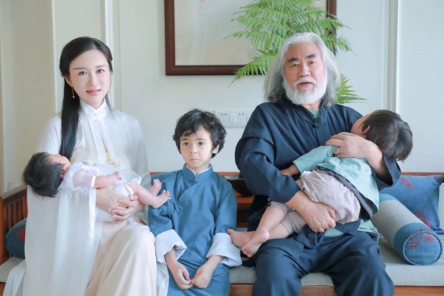 萧蔷|“台湾第一美女”萧蔷的风流情史，和她背后的12位金主与小鲜肉