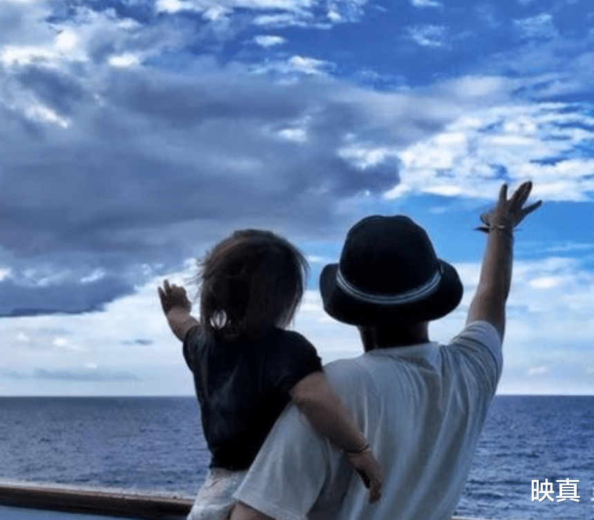 叶海洋|“不结婚，但要生娃”：50万买精生女的叶海洋，又花16万生二胎了