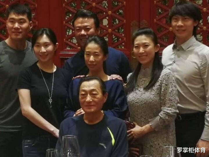 姚滨|前体坛名帅现身惊呆众人！再度出山，只为这枚金牌不落他人之手！
