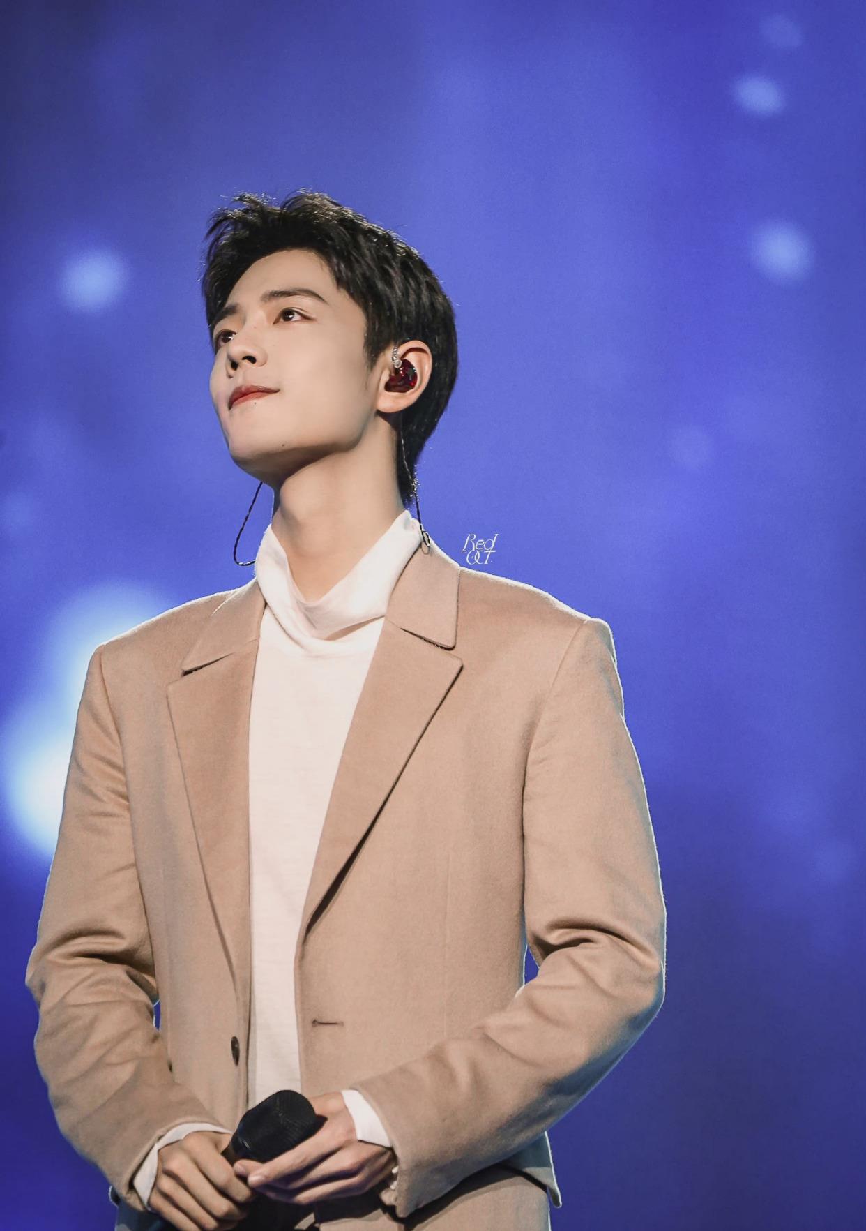 肖战|流量不是原罪,肖战的“顶流”是用五年时间演数十个角色走出来的