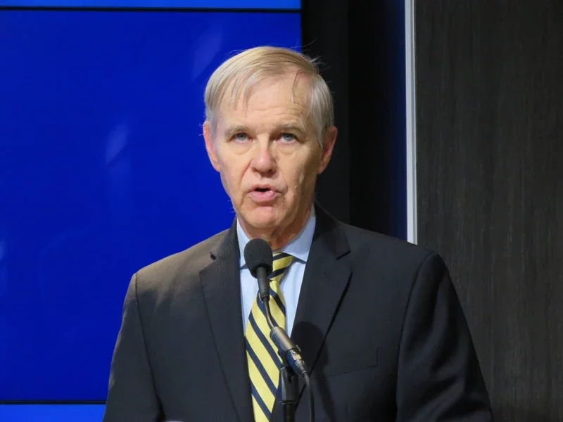 海峡导报社 “美国在台协会”前理事主席：美国不会企图调解两岸争端，台湾不要误判