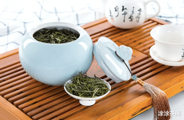 |爱喝茶的人都会沾上这几个特点？快来看看你中了几个