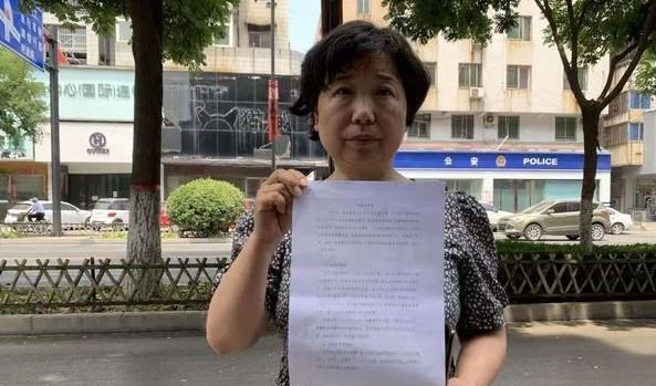 杜新枝|杜新枝发文怀念郭策，还怪命运令她们母子分离，网友嘲讽：不要脸