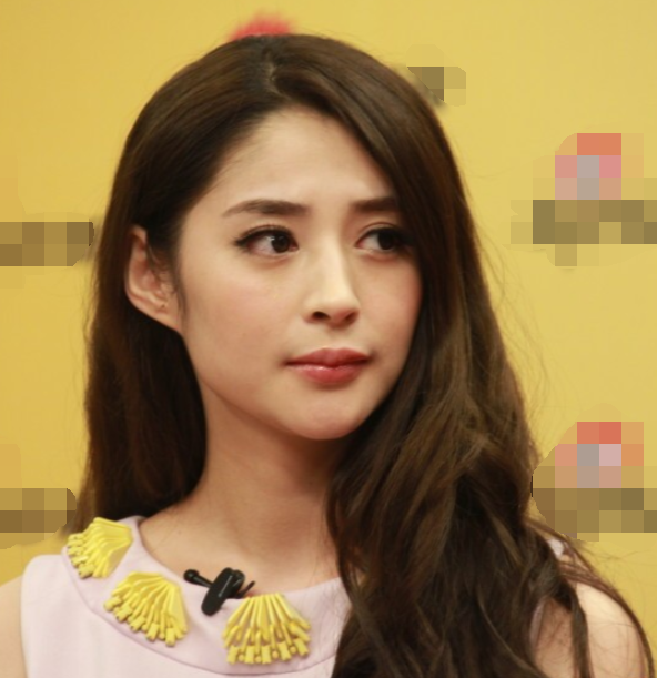 李心艾|李心艾，曾是周杰伦最美女主，现在她的身材和早前的她，胖若两人