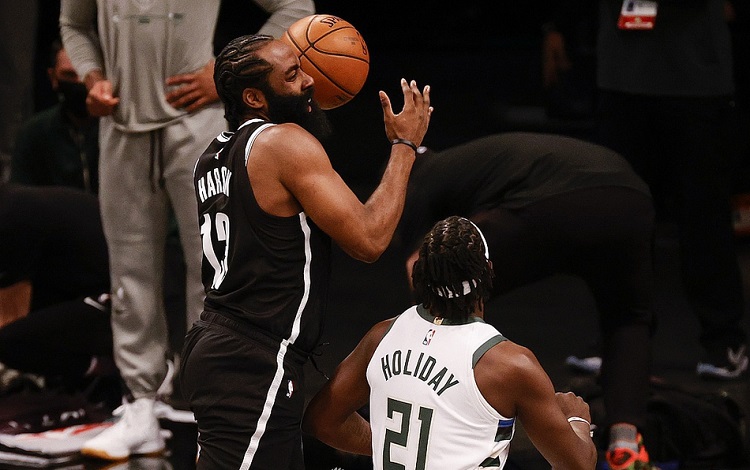 篮网队|篮网好消息！哈登受伤虚惊一场，最快G3复出，雄鹿和字母哥危险了