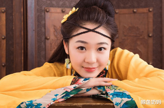 还债|6岁“替母还债”，11岁“一哭成名”，如今22岁蜕变美成天使