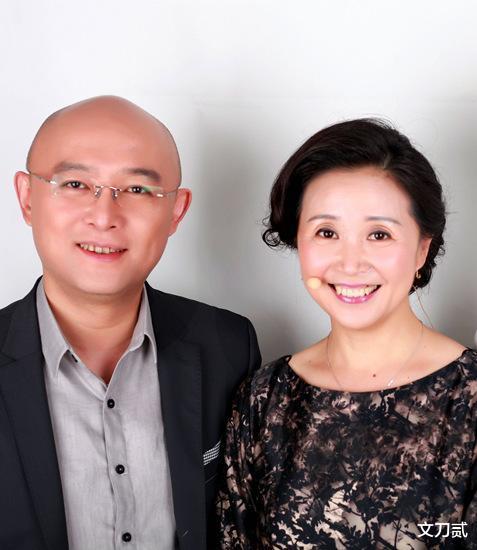 魏晨|55岁黄菡，倒追老公恩爱30年，女儿长相甜美清秀可人