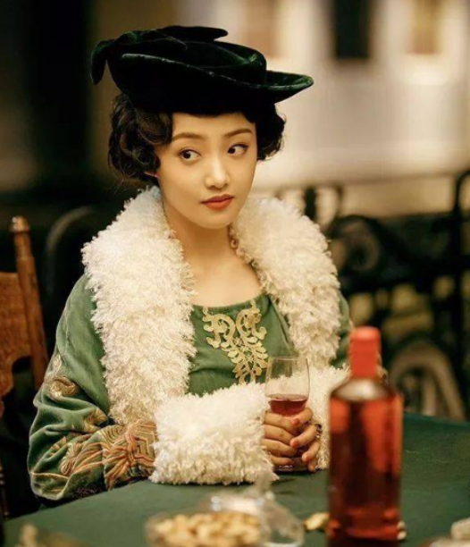 殷桃|明明拿着女主剧本，却被女配压了风头，我最可惜这第3位