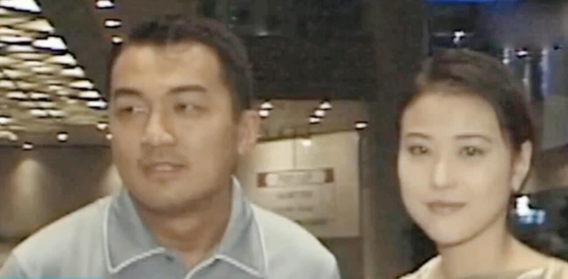 张嘉倪|20年过去，患红斑狼疮隐退的周海媚，怎么突然不红了？