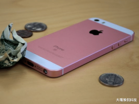 iphone12|10个月下跌1100元，苹果A14+128G，iPhone12还值得买吗？