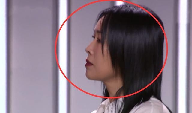 周笔畅|《浪姐2》最大牌姐姐！被导师批评后，周笔畅当众摔东西怒吼：不干了