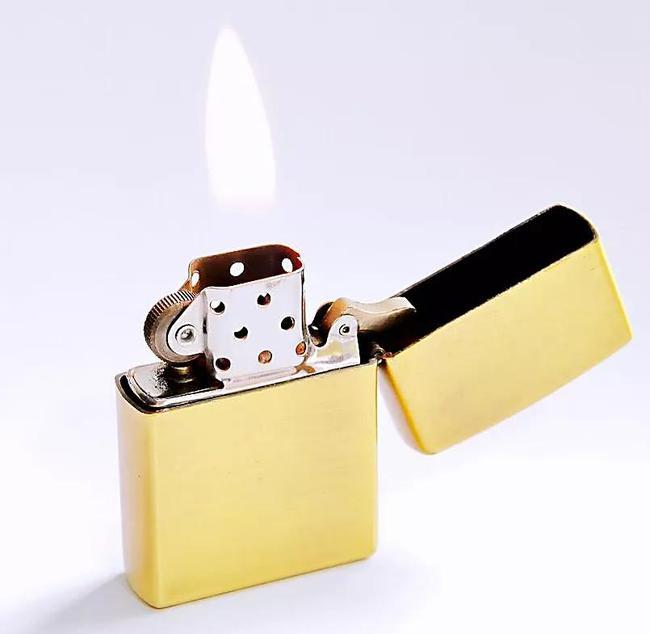 美军|除了武器 最能体现美军土豪身份的装备是什么 手表、电筒、打火机