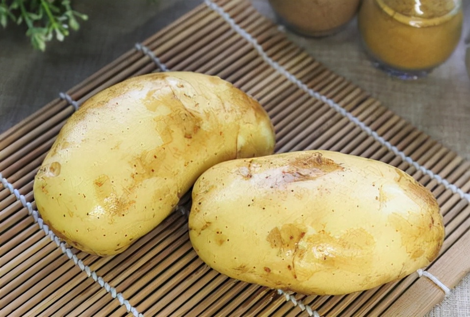 高血脂|世卫组织列入黑名单的3种菜，堪称“升脂王”，提醒父母要少吃