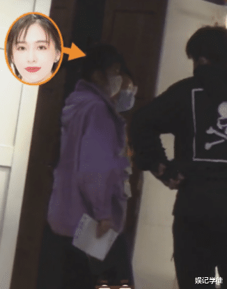 TVB|33岁阚清子新恋情实锤，与绯闻男友现身机场，两人互动亲密不避讳