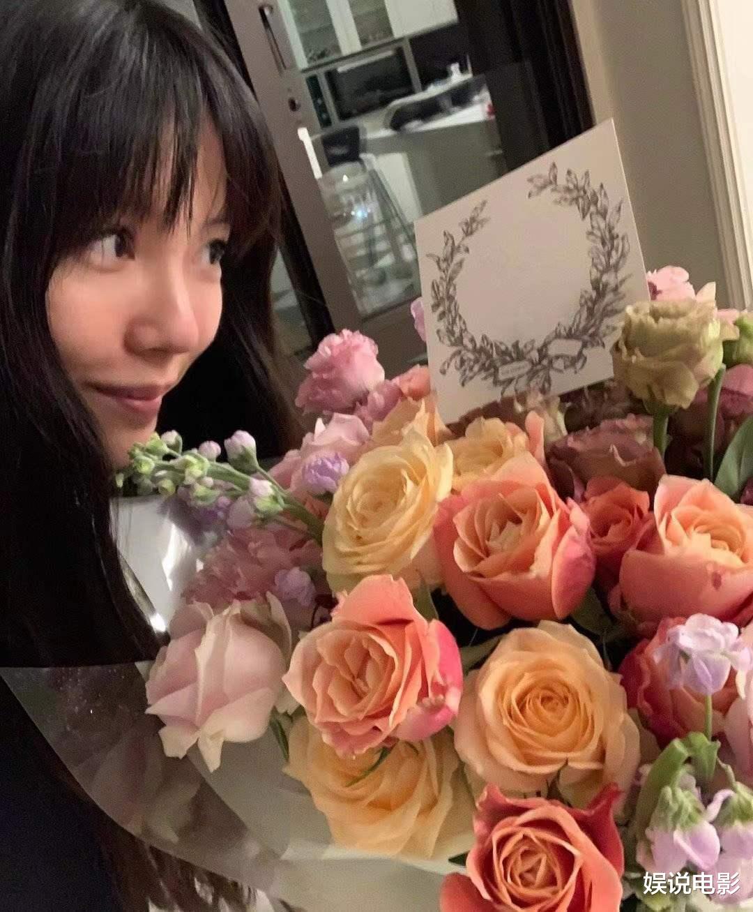 李靓蕾|李靓蕾又双叒叕发文,拯救了王力宏,而王力宏的粉丝却埋怨她