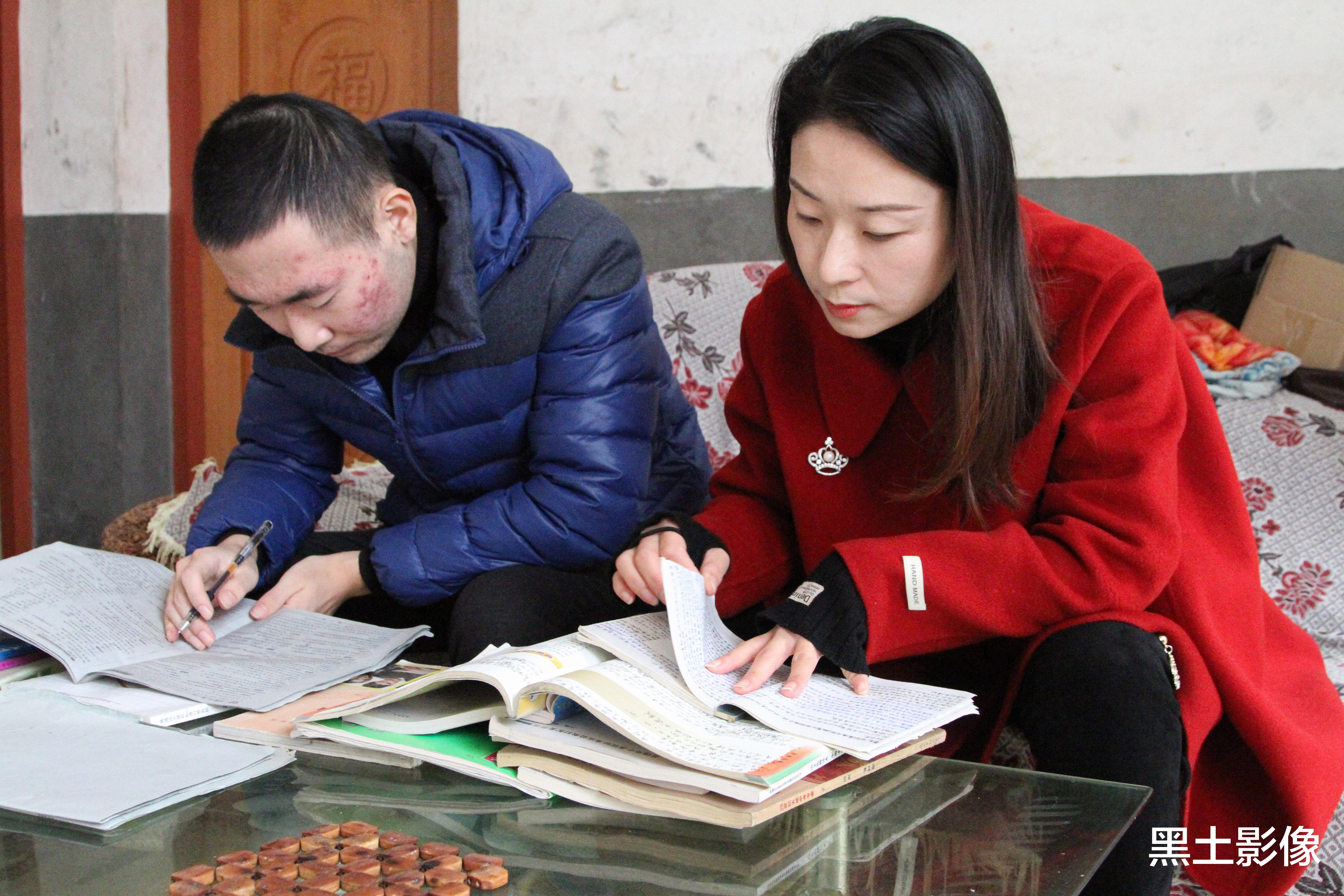 黑土影像 河南一帅气少年突患重症大学梦破碎，自考遇贵人相助却再遭遇打击