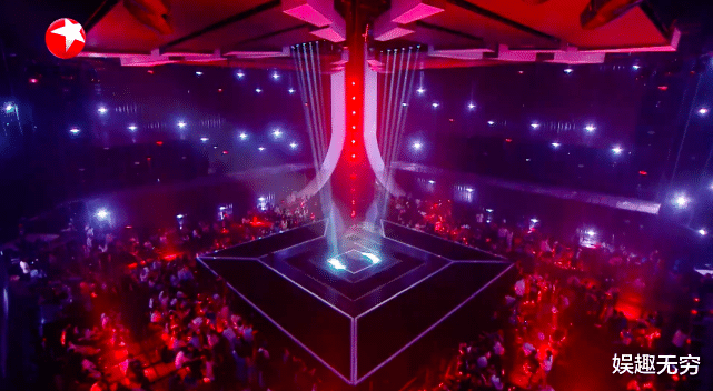 周晓鸥|《追光吧》开播槽点不断，吴建豪周晓鸥舞美差，金星镜头全被删掉