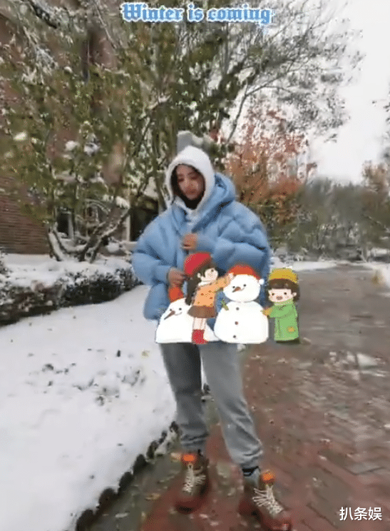 麦迪娜·买买提|姜潮一家雪地玩耍,2岁儿子偷吃雪花,麦迪娜产后瘦20多斤状态赞