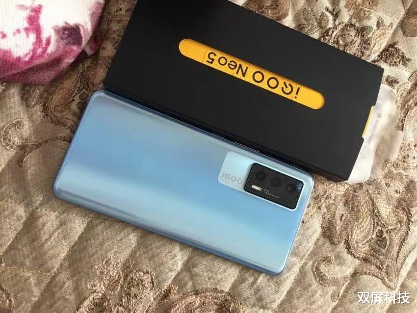 iqoo neo|骁龙870+三星120Hz屏+66W,12GB+512GB旗舰机跌至2879元