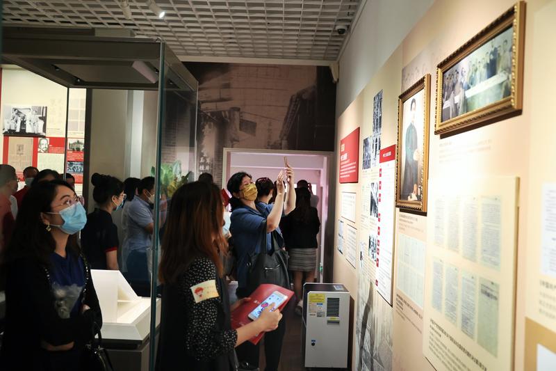 羊城派 重磅特展！“广州解放后升起的第一面五星红旗”亮相广博