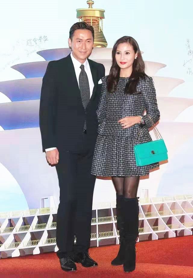 马德钟|青梅竹马,28年无绯闻,香港明星夫妇楷模——马德钟和张筱兰