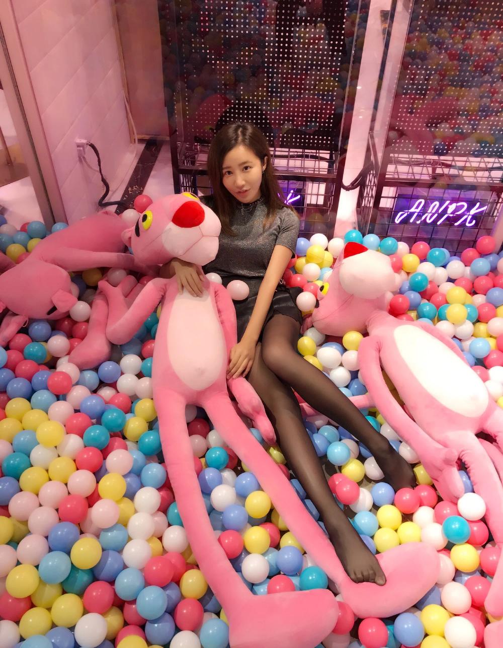 应用心理学 夏天的风景真的是很漂亮，要多逛逛多感受世界的美好。