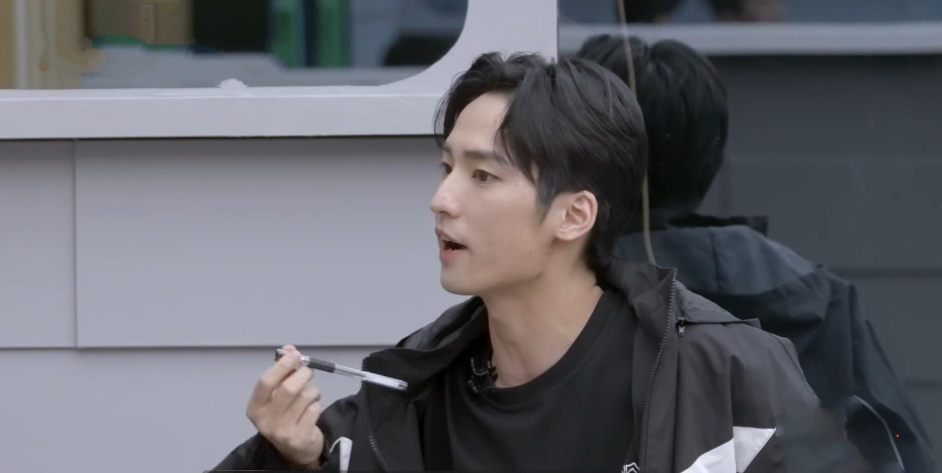 林志炫|《披荆斩棘的哥哥》出现争议，两位哥哥互不相让，网友评论很到位