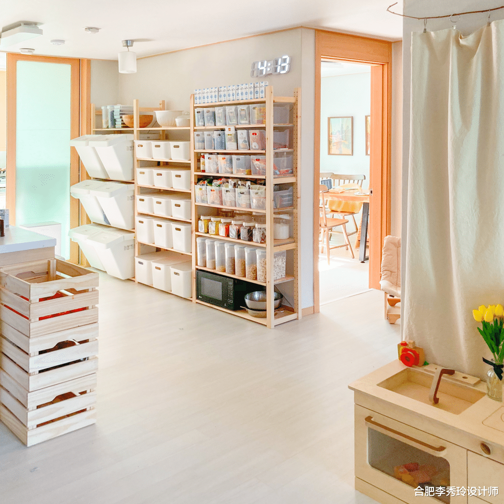 |同样是100㎡左右，她家客厅不放电视，阳台多功能设计，好住多了