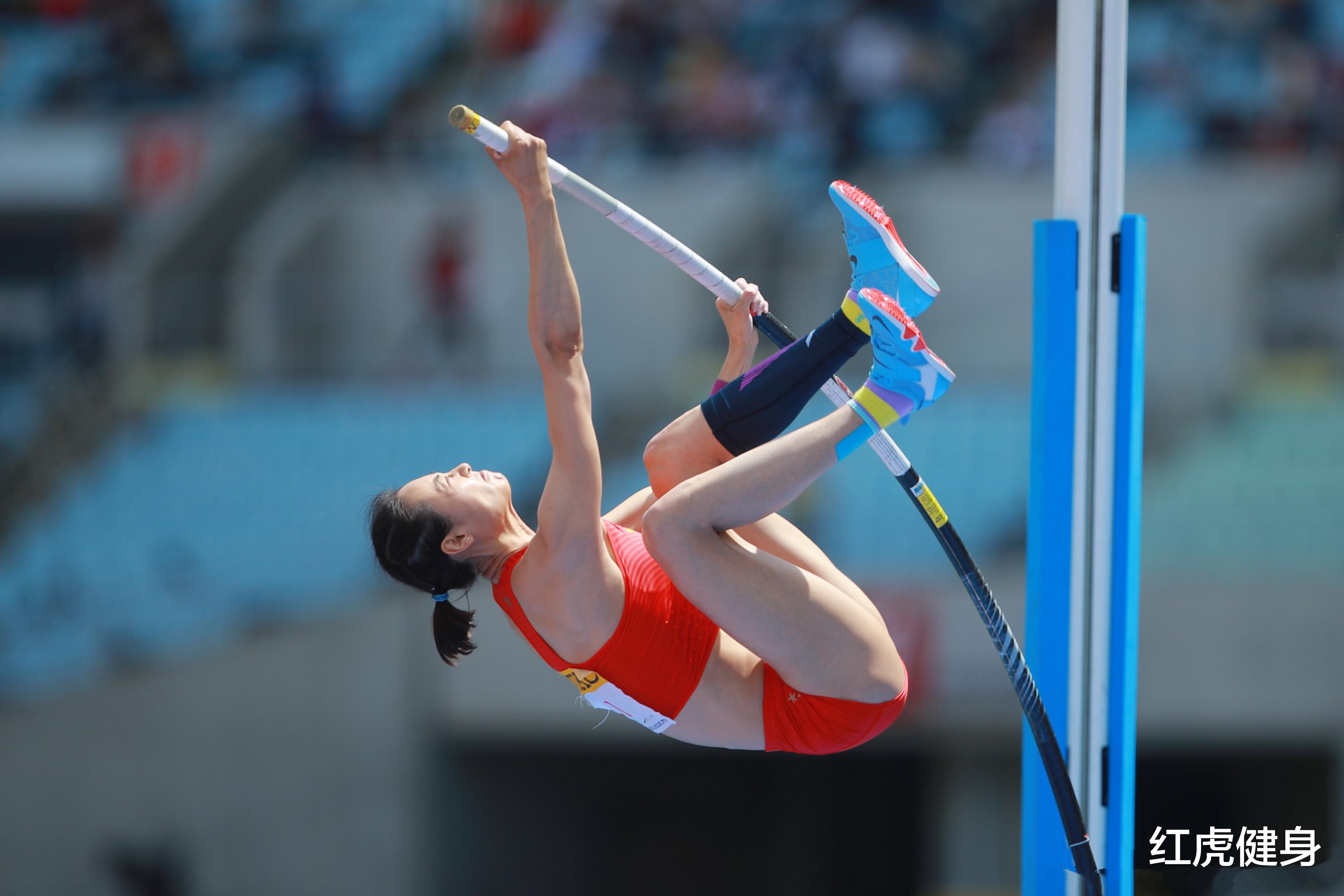红虎健身|“撑竿跳女神”李玲，4次刷新亚洲纪录，东京奥运会力争好成绩
