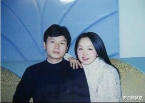 杨钰莹|杨钰莹，一代“甜歌皇后”的堕落史，太可惜了