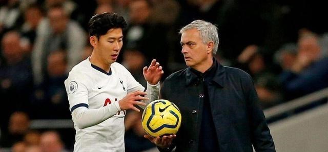 意甲|穆里尼奥欲造重磅交易，顶级射手或加盟，罗马誓夺意甲冠军？