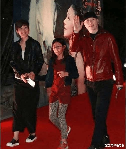 邓婕|至今未孕却甘当后妈的10位女星,一个比一个优秀,对丈夫的孩子视如己出