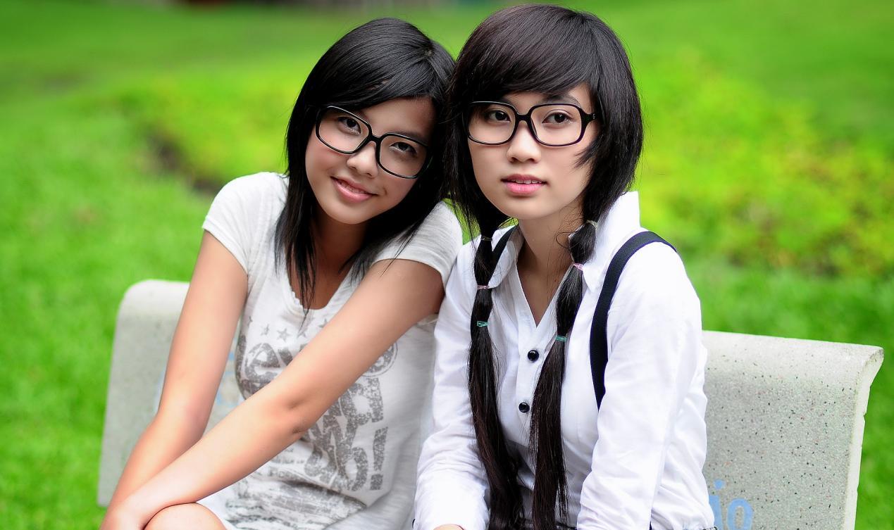 泪水迷失了双眼|朋友不多，但各个交心的星座，人缘好，却只求三五知己