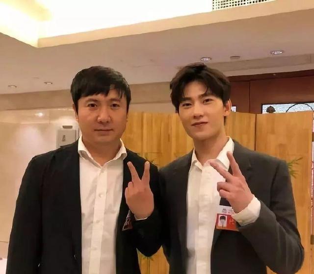 曹云金|《你好，李焕英》爆火：这个油腻大叔，比小鲜肉都还迷人