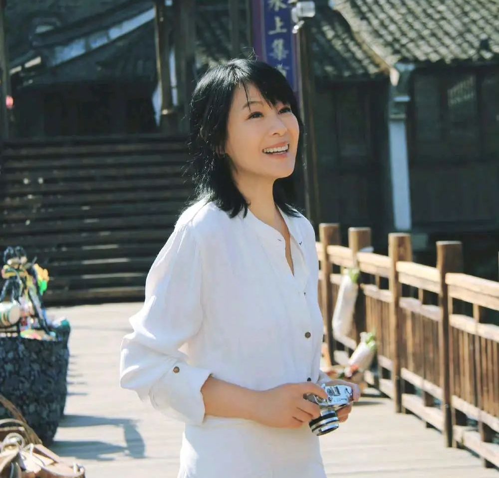 张子萱|金星评价王一博？刘若英上综艺？孙俪挤走唐嫣？黄子韬脾气差？