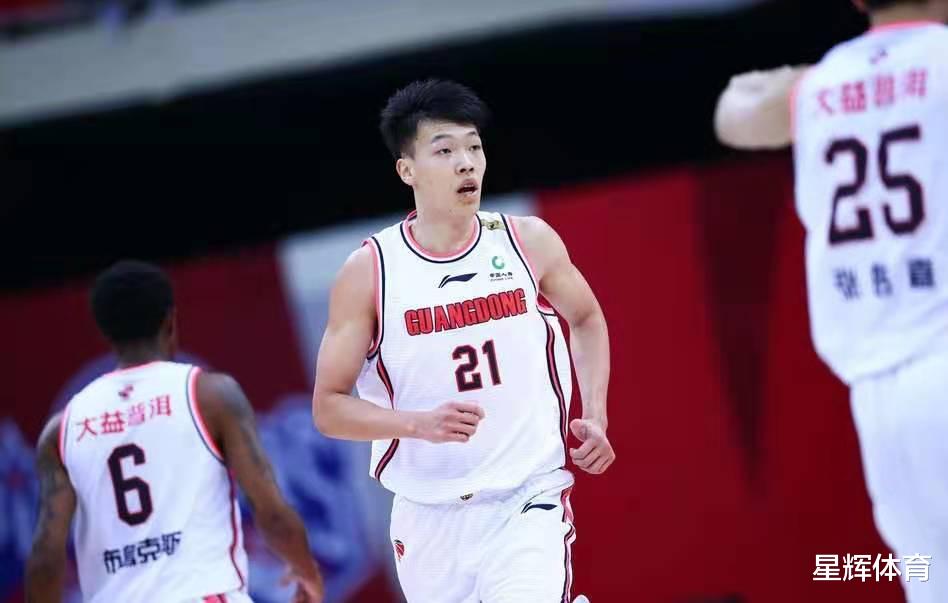杜锋|够狠！杜锋把三名宏远球员直接打入冷宫，季后赛奇兵今夏要离队了