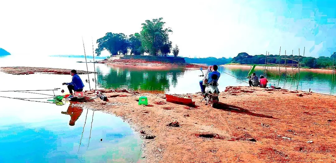 饵料|一个钓鱼人的故事