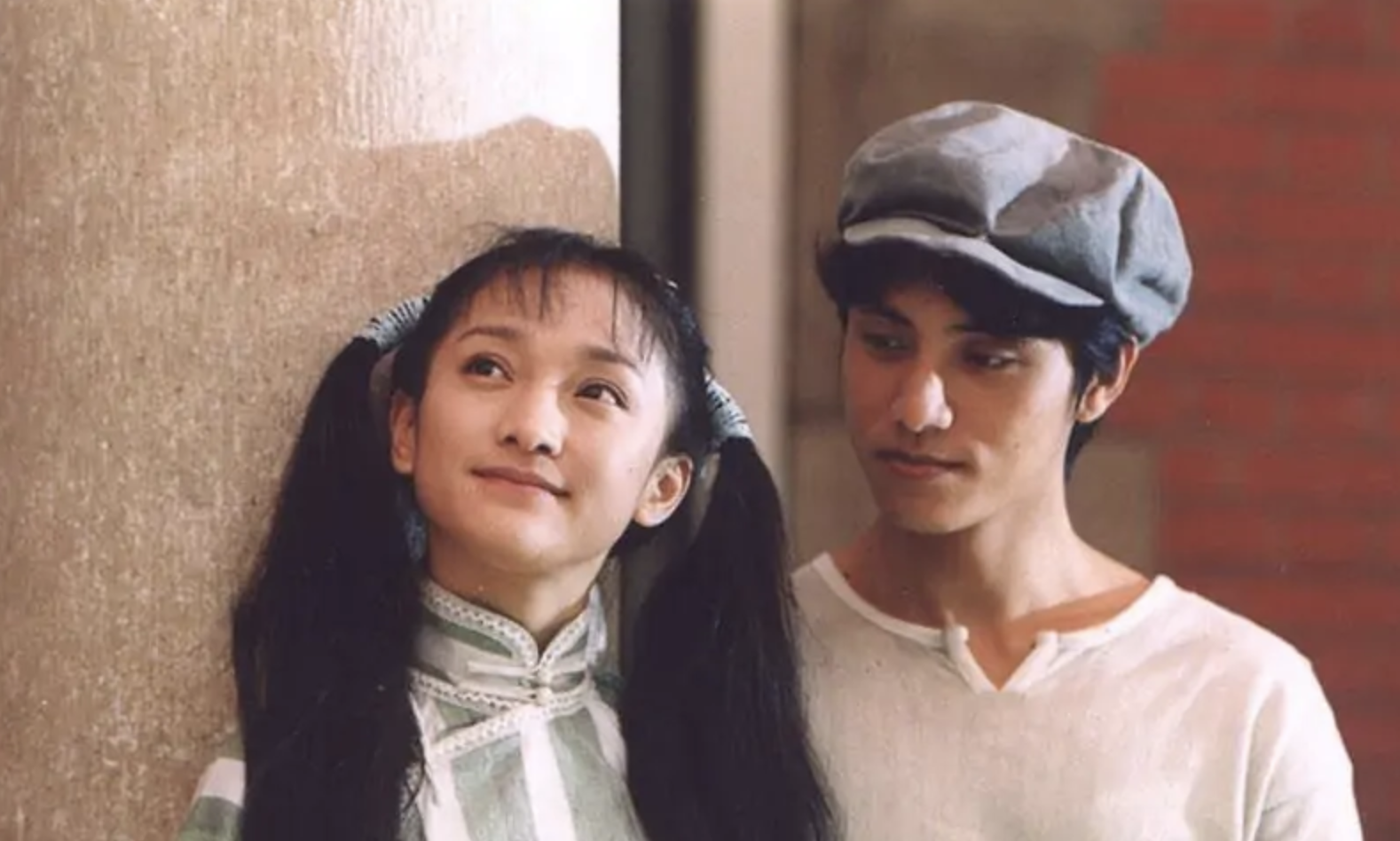 周迅|陈坤连续12年为周迅庆生，工作室曝近照，47岁迅哥笑容天真如孩童