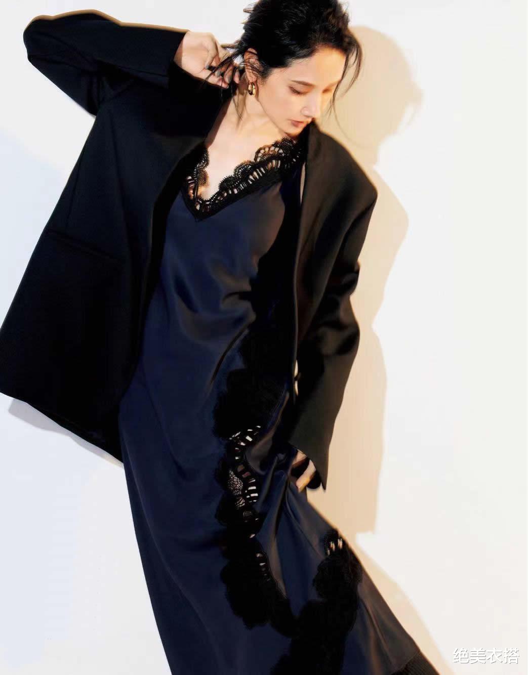 绝美衣搭 颠覆认知！穿衣好看，凭什么人最关键？“黑白”穿搭精髓，让你懂