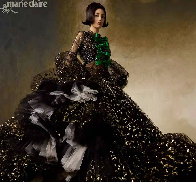 Angelababy|Baby新大片又翻车了！蜂窝煤发型太显笨重，穿西装五五分身材全暴露