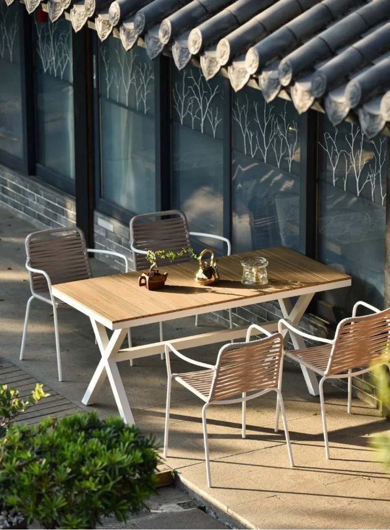 |在大自然中感受居家的幸福感，庭院户外家具品牌你选对了吗？