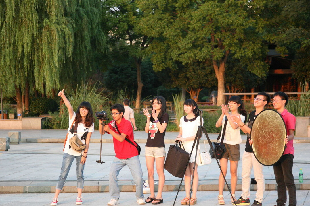 国企|国企单位又开始招聘了,待遇不输“公务员”,平均年薪高达18万