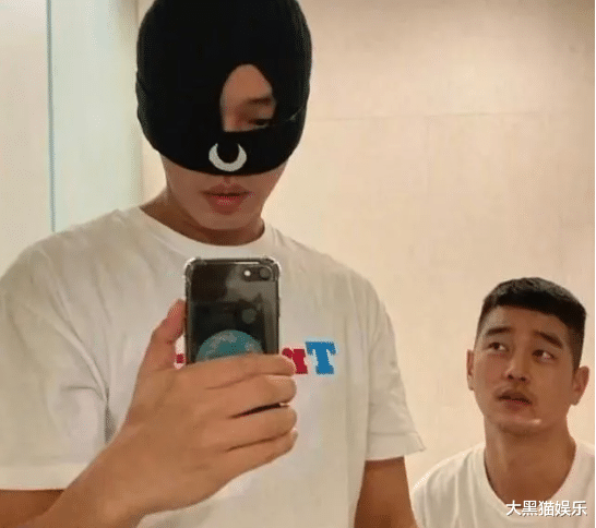 刘亚仁|韩国最年轻的青龙影帝，刘亚仁公布男朋友？58亿豪宅曝光