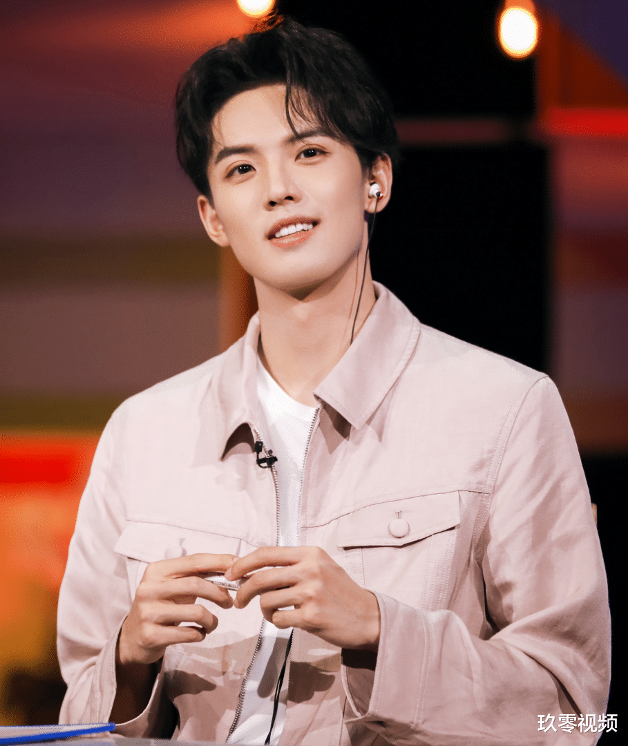 张柏芝|22岁英年早婚，为挣学费进入娱乐圈，他活成了小说里的男主角